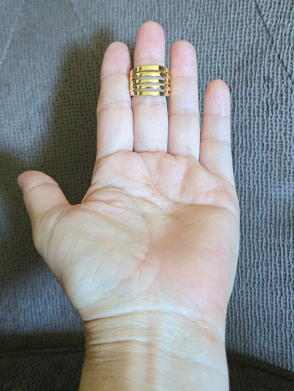 Gold💛 Multi Row Band Ring💍 - NWOT - Picture 12 of 16